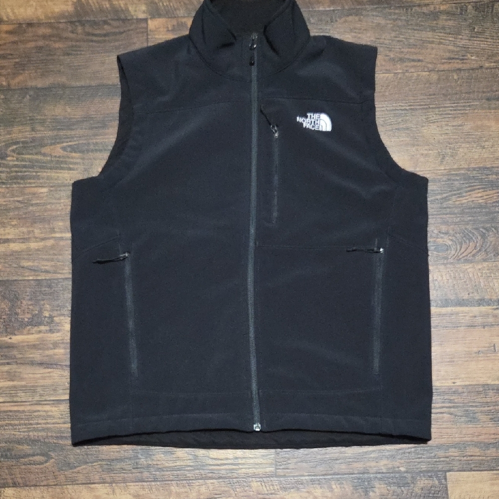 The North Face Men's Dark Vest